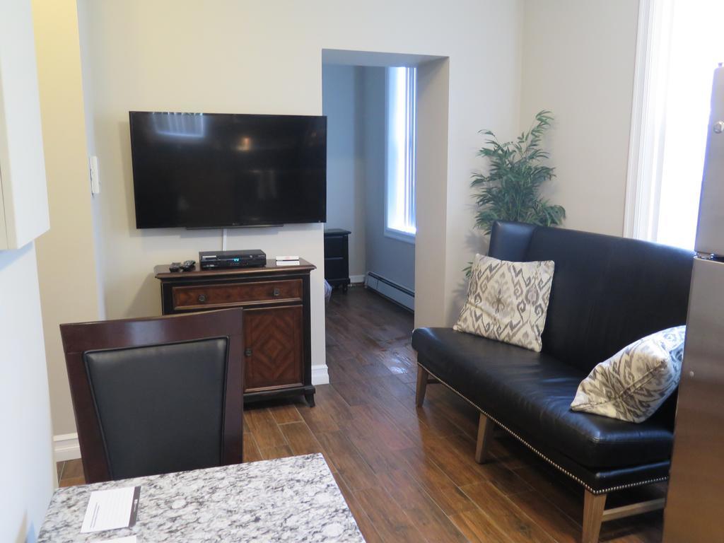 Western Hotel & Executive Suites Guelph Exteriör bild