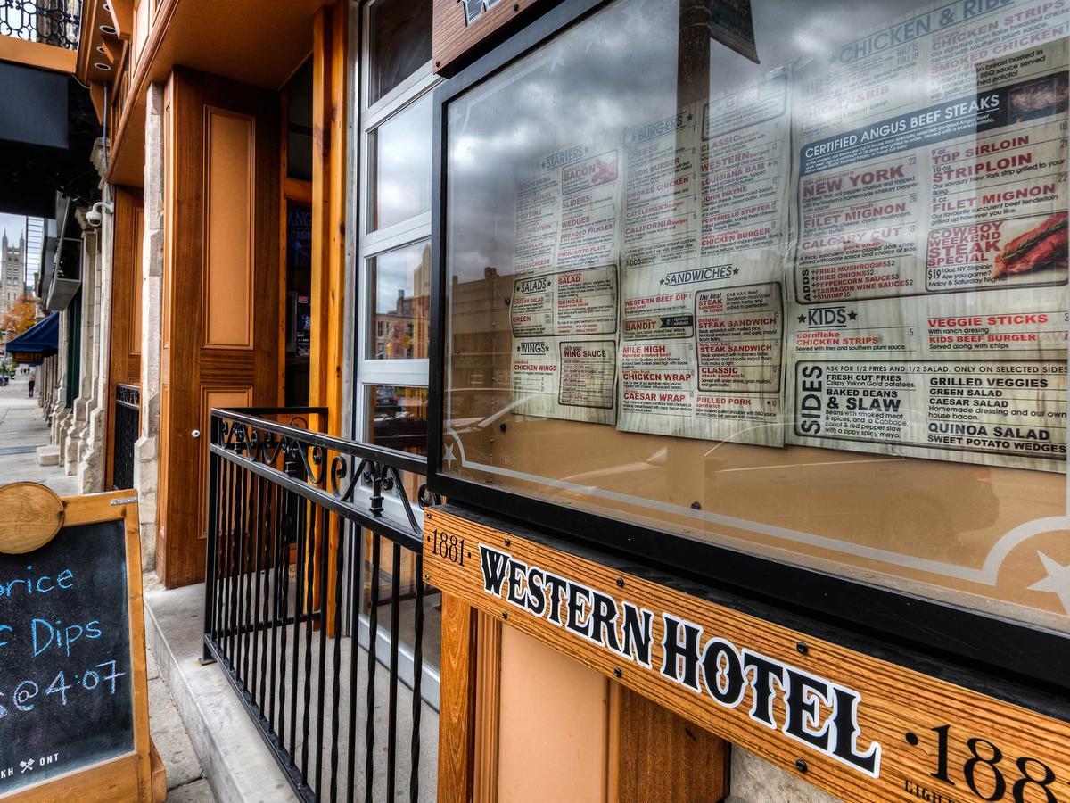 Western Hotel & Executive Suites Guelph Exteriör bild