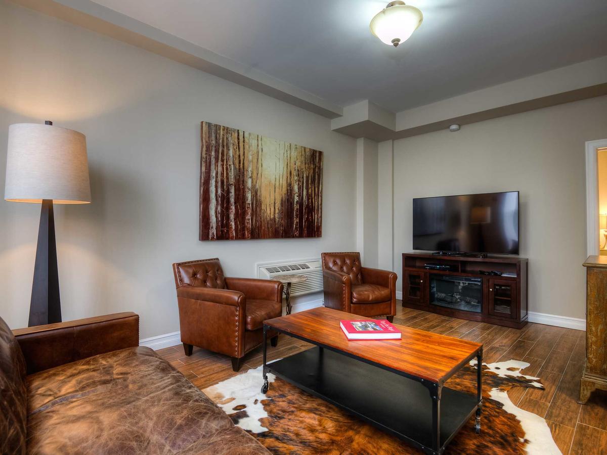 Western Hotel & Executive Suites Guelph Exteriör bild