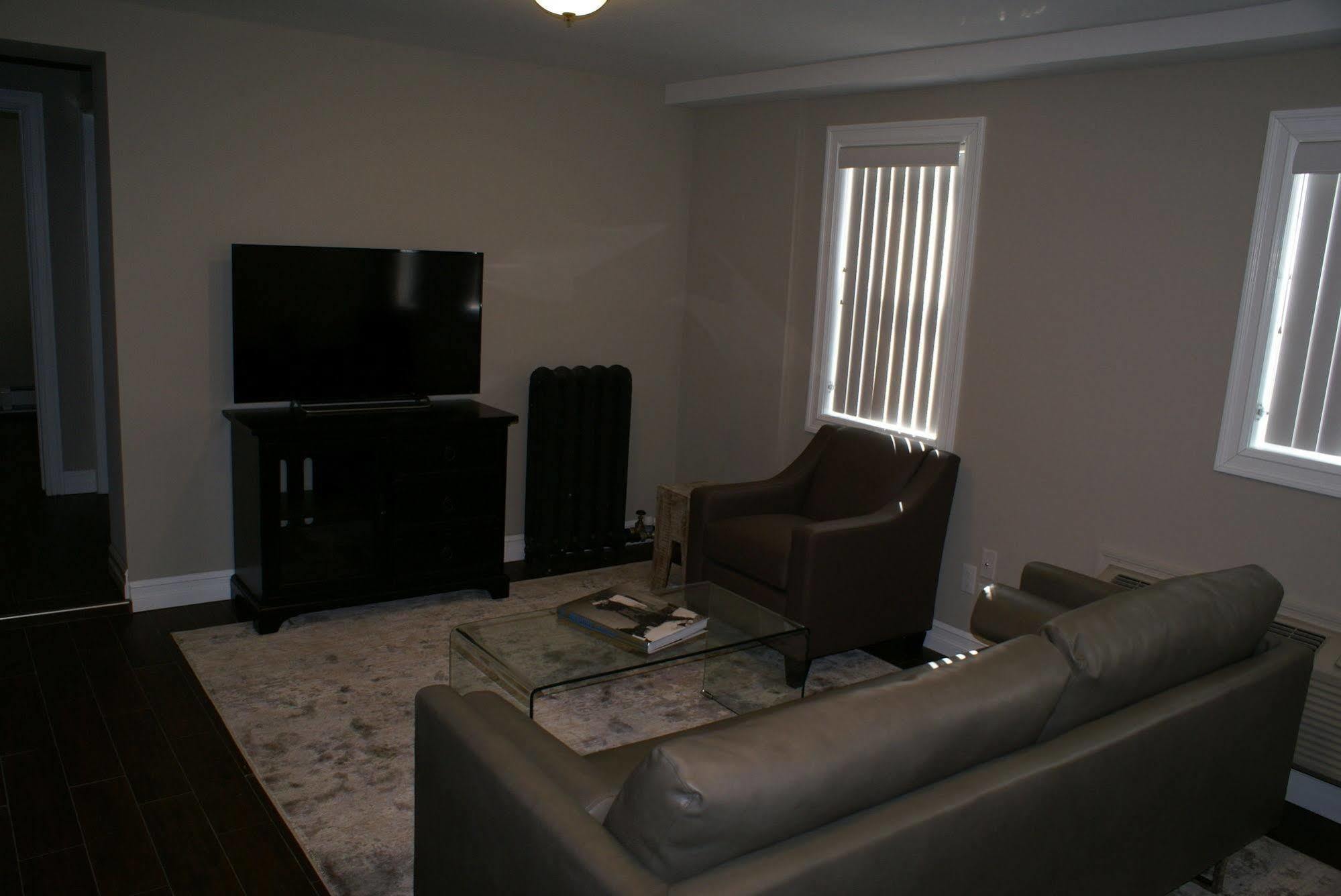 Western Hotel & Executive Suites Guelph Exteriör bild