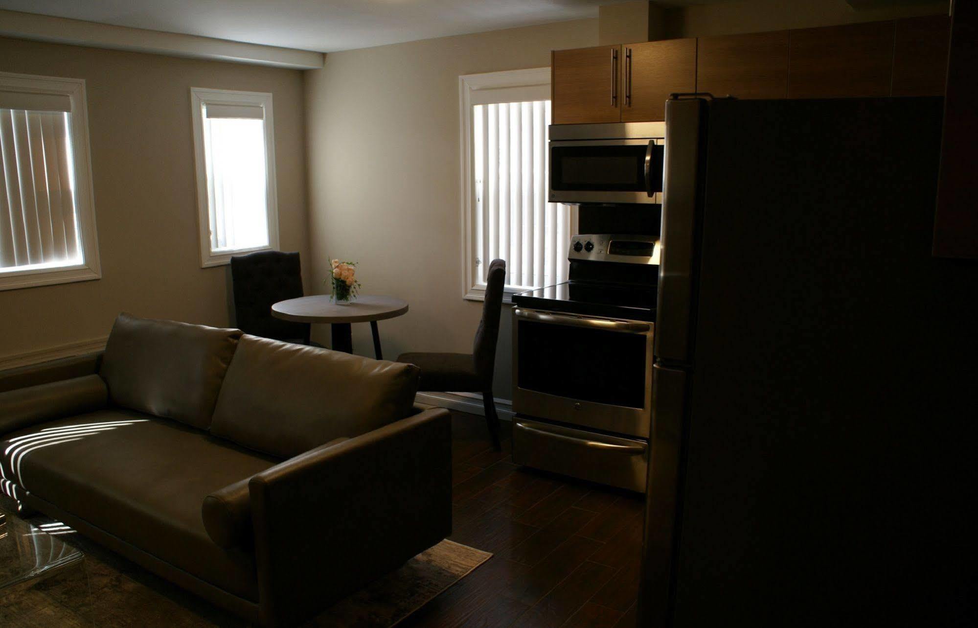 Western Hotel & Executive Suites Guelph Exteriör bild